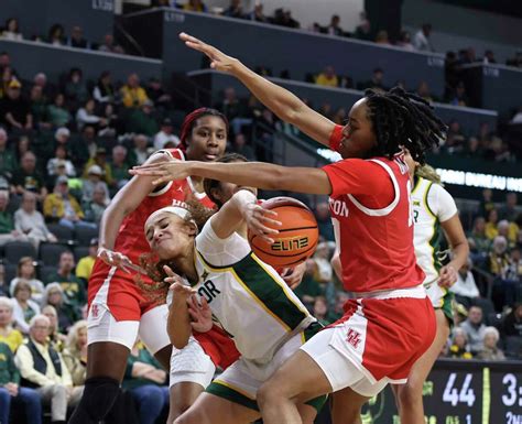 Aijha Blackwell has double-double to pace No. 6 Baylor women in 87-58 win over Houston